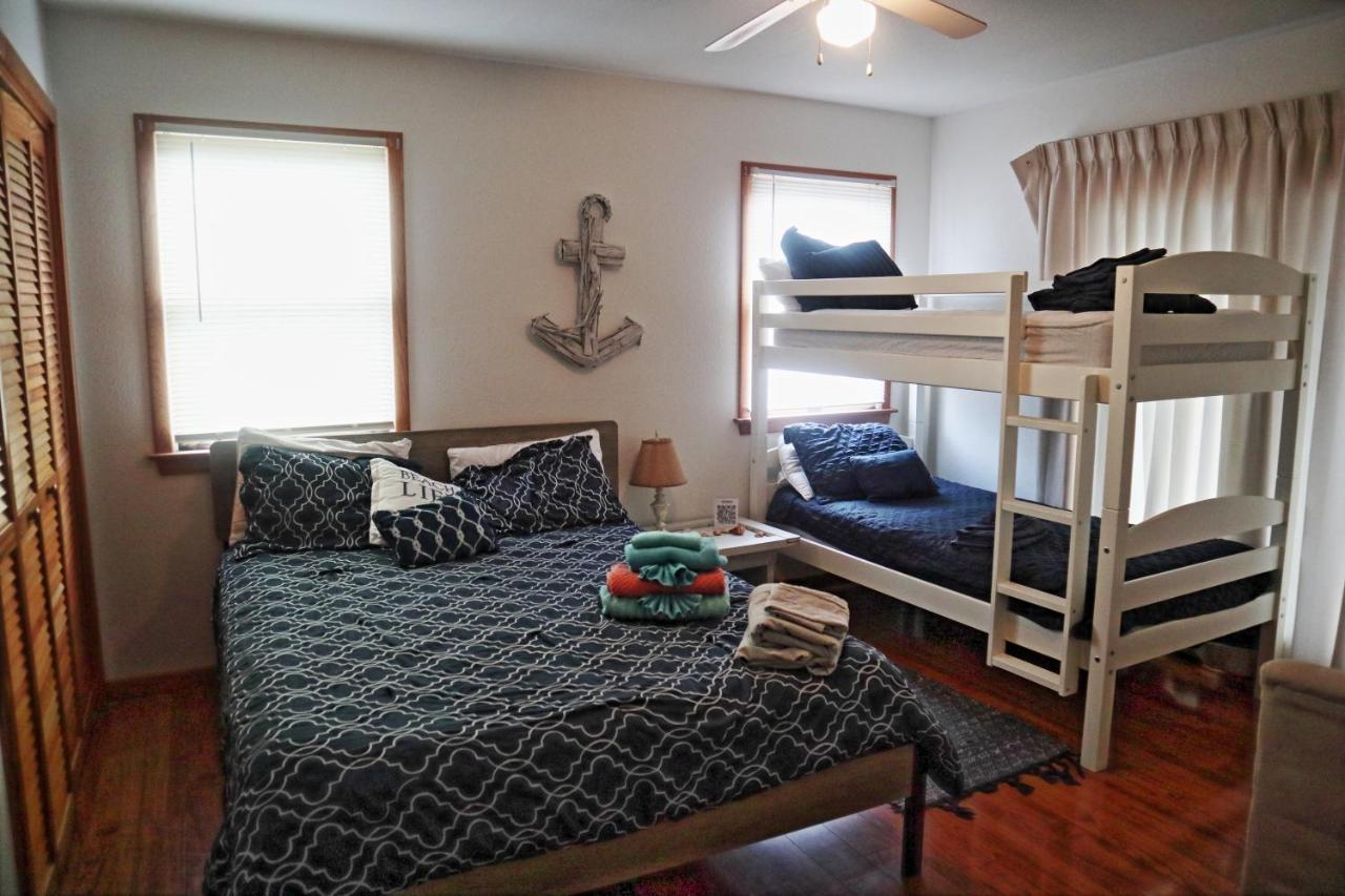 Lake Front Modern Beach House-Hatteras Island Эйвон Экстерьер фото